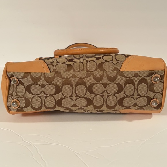 Coach Hampton Shoulder Bag - Picture 9 of 12